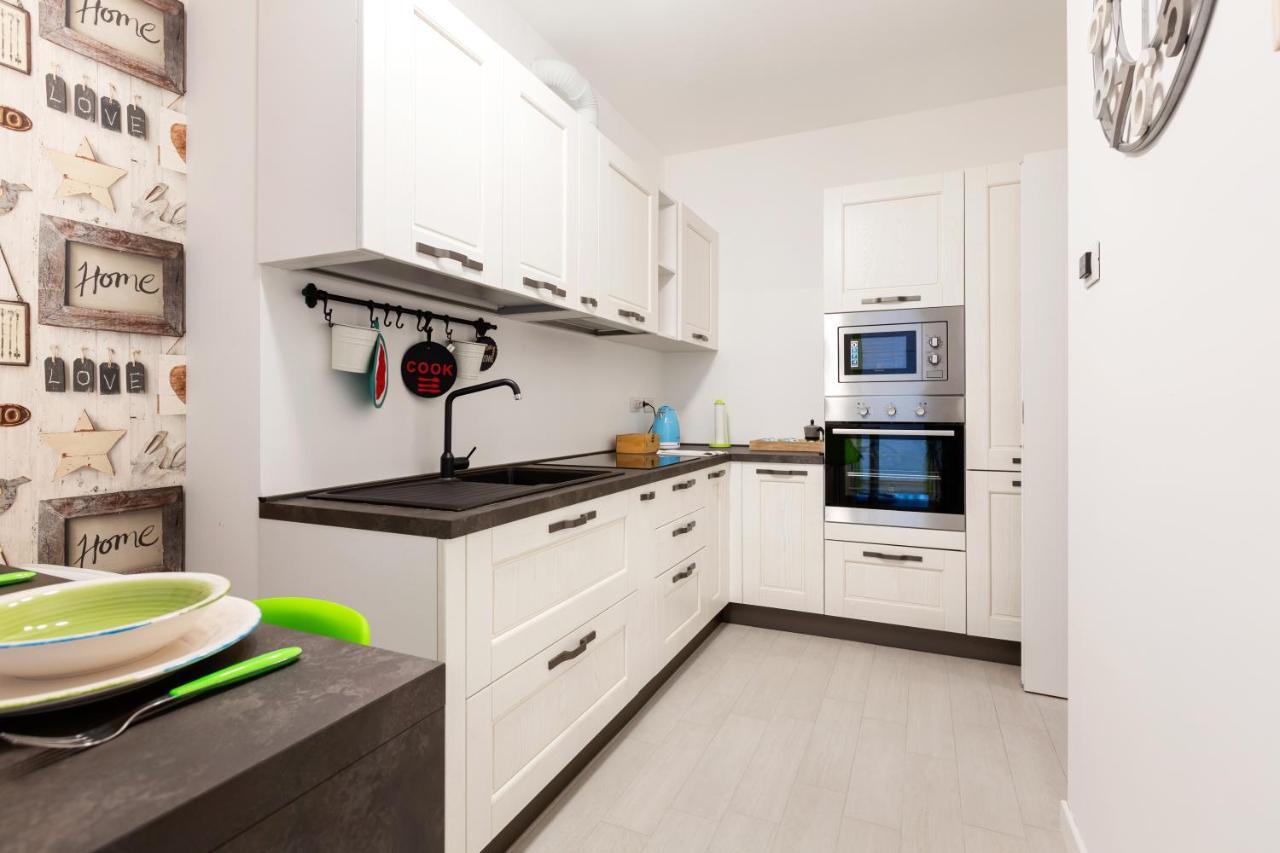 Fiera Milano Flat With Garage Apartment Exterior photo